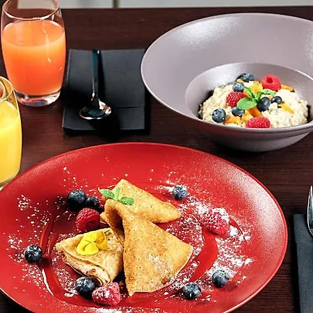 Radisson Old Town Hotel 4*