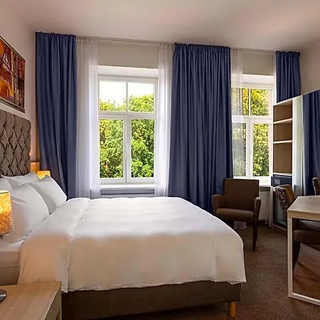Radisson Old Town 4*