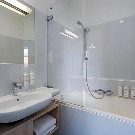 Hotel Radisson Old Town 4*